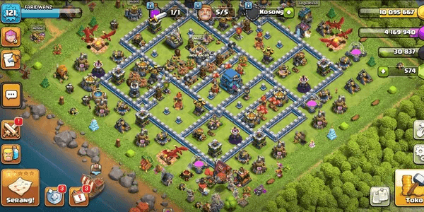 Town Hall 12