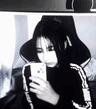 storeAvatar